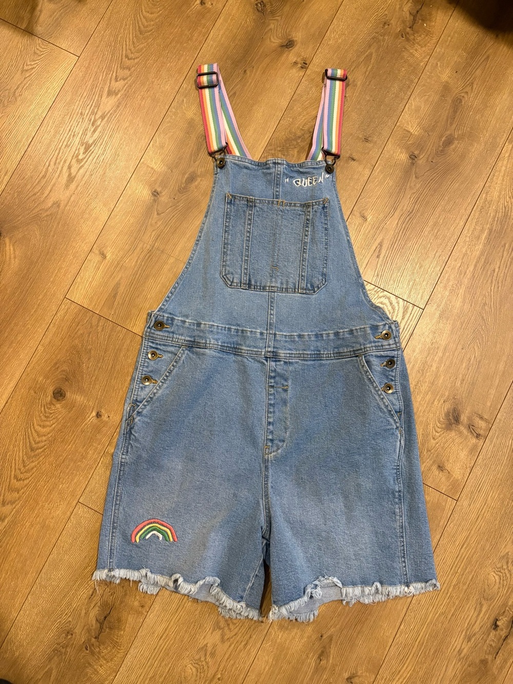 Womens Blue Denim Short Overalls Rainbow Embroidery Adjustable Straps Pockets M